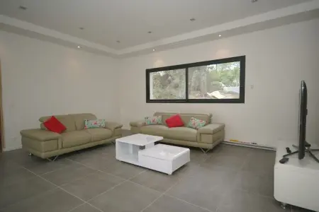 Vidauban 8, Villa à Var avec piscine près Maures - Photo 2