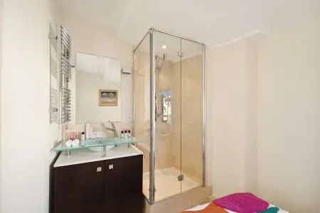 LF-4-SALAISON, Appartement 2 personnes à Saint Tropez - Photo 4