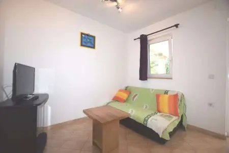 App Musoga 2, Appartement moderne avec piscine à Banjole - Photo 6