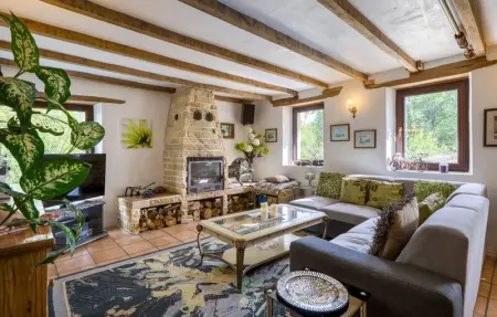 Charmante Maison avec piscine, Maison 11 personnes à Lizant - Photo 3