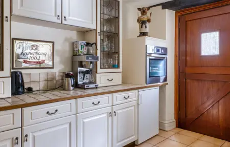 Charmante Maison avec piscine, Maison 11 personnes à Lizant - Photo 20