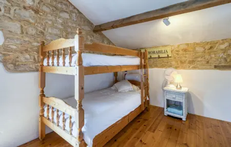 Charmante Maison avec piscine, Maison 11 personnes à Lizant - Photo 31