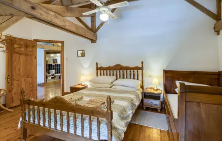 Charmante Maison avec piscine, Maison 11 personnes à Lizant - Photo 34