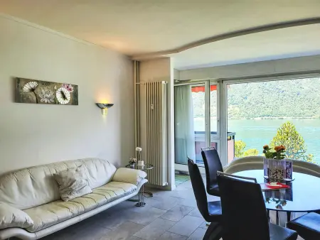 Frontlake Panorama Apt. 408, Appartement 5 personnes à Bissone - Photo 2