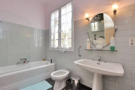 Maison de caractère style 18eme, Maison de vacances près d'un jardin privé - Photo 24