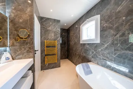 SS-93-TASSIGNY, Appartement 12 personnes à Cannes - Photo 17