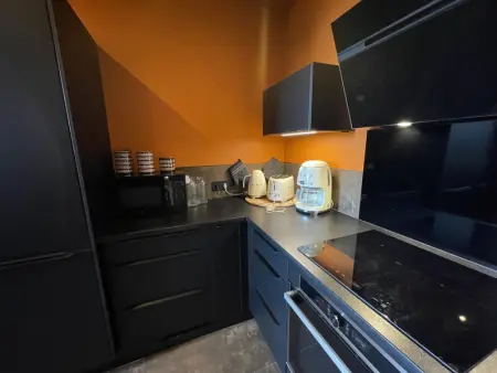 Gîte de Charme à Avoine avec Spa Privé et Jardin - Photo 5