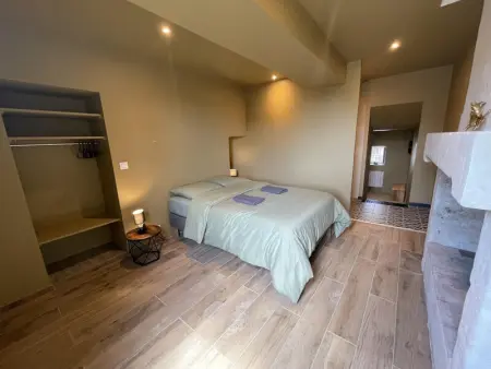 Gîte de Charme à Avoine avec Spa Privé et Jardin - Photo 23