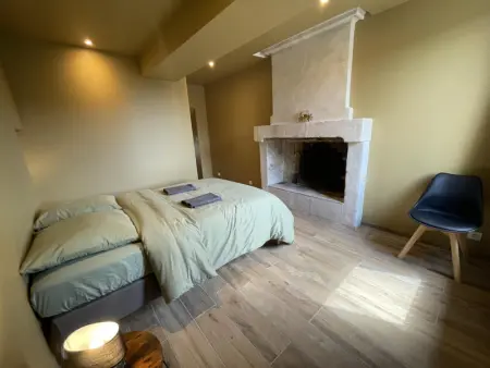 Gîte de Charme à Avoine avec Spa Privé et Jardin - Photo 25