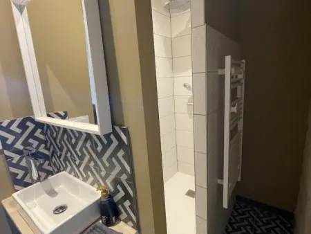 Gîte de Charme à Avoine avec Spa Privé et Jardin - Photo 26