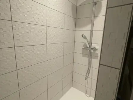 Gîte de Charme à Avoine avec Spa Privé et Jardin - Photo 27