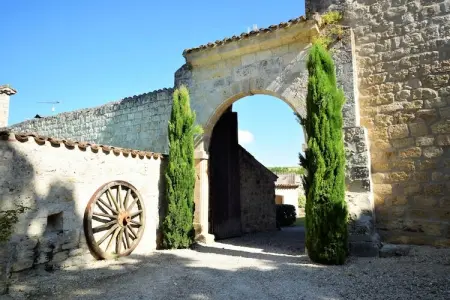 Chateau de Plèneselve 26P, Retraite au château près des villages - Photo 6