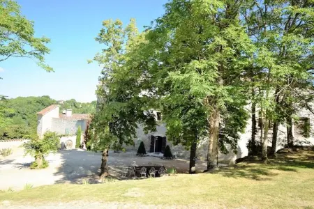 Chateau de Plèneselve 26P, Retraite au château près des villages - Photo 30