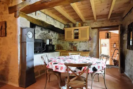 Four à pain, Maison cosy à Lot avec piscine - Photo 1