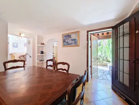 Villa à Callian avec Piscine Privée, Jardin, 2 Chambres, 4 Pers - Photo 8