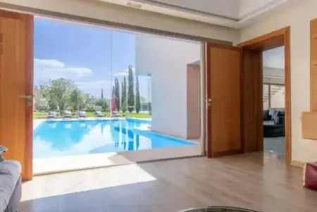 Villa spacieuse avec vue sur les montagnes - 550 m² - Photo 10