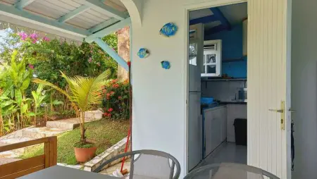 Bungalow charmant à Capesterre-Belle-Eau, 35 m², piscine - Photo 22