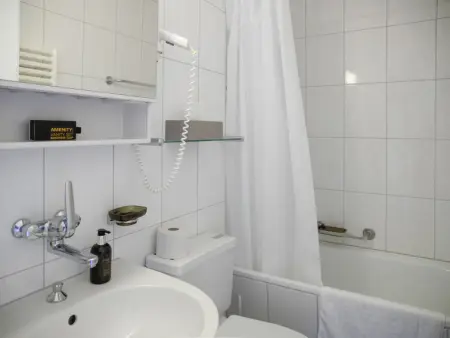 La Siala Apt.64, Appartement 2 personnes à Falera - Photo 11