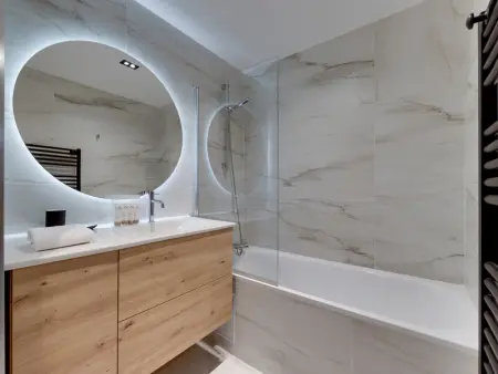 Arc 1950: Appart spacieux 10 pers, skis aux pieds, piscines & spa - Photo 9