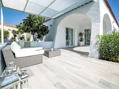 Villa Trébol, moderne familiale et sécurisée dans jardin arboré - Photo 16
