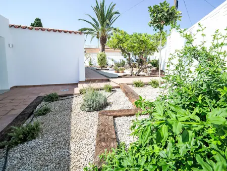 Villa Trébol, moderne familiale et sécurisée dans jardin arboré - Photo 21