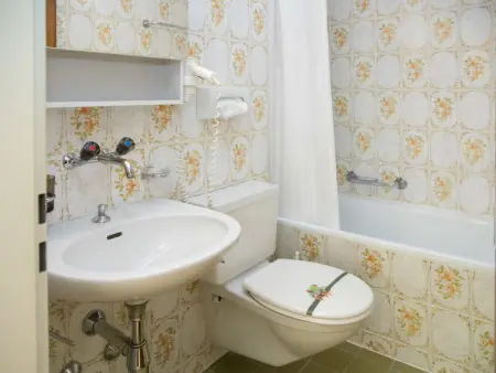 La Siala Apt.47, Appartement 4 personnes à Falera - Photo 15