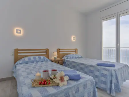 Maison Jeroni Pau, ensoleillée et moderne avec vue panoramique sur la mer - Photo 14