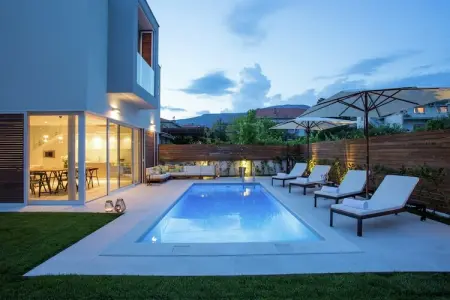 Koras Villa, Villa luxueuse avec piscine privée et jardin - Photo 5