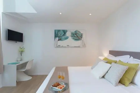 Koras Villa, Villa luxueuse avec piscine privée et jardin - Photo 16