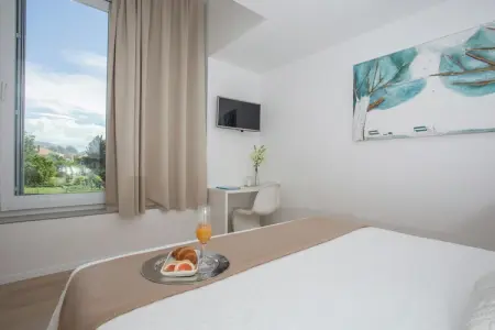 Koras Villa, Villa luxueuse avec piscine privée et jardin - Photo 18