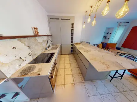 Calme 2P avec terrasse et jardin, parking et piscine - Photo 3