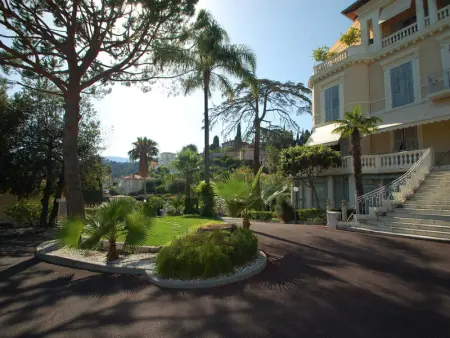 Calme 2P avec terrasse et jardin, parking et piscine - Photo 12