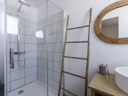 Maison familiale avec piscine chauffée et terrasse à La Flotte - Photo 24