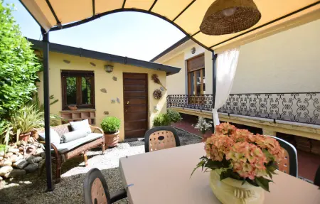 Location Maison 6 personnes à Camaiore - Photo 14