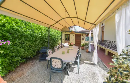 Location Maison 6 personnes à Camaiore - Photo 16