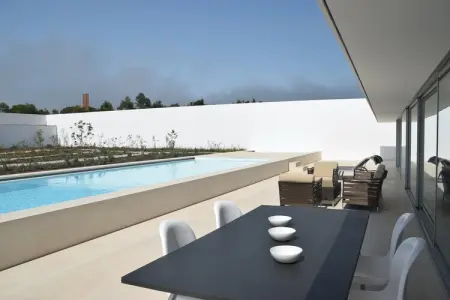 Villa Gonzalo, Villa architecturale Morden à Lisbonne - Photo 15
