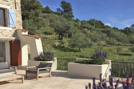 Villa Bonheur, Villa à Ampus avec Vue et Piscine - Photo 6