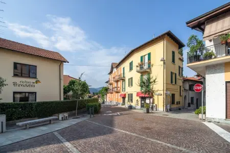 Casa Cristina Meina Centro, Appartement moderne à Meina près du lac - Photo 2