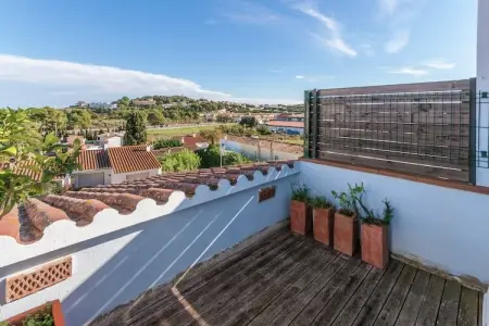 Sant Marti, Terrasse ensoleillée près de la plage - Photo 15
