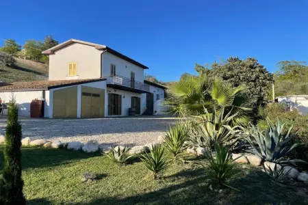 Casa Picciano, maison de campagne avec piscine privée dans les collines des Abruzzes - Photo 29