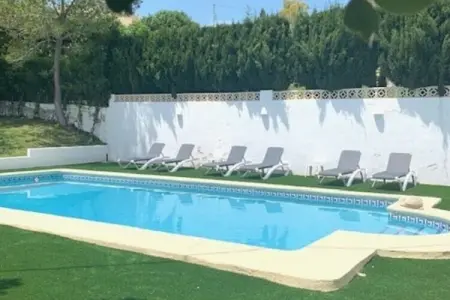 Villa Rivas, Villa espagnole près de la plage avec piscine - Photo 1