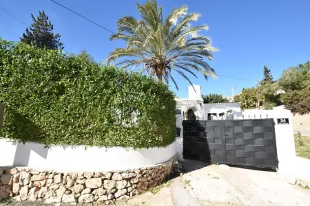 Villa Rivas, Villa espagnole près de la plage avec piscine - Photo 5