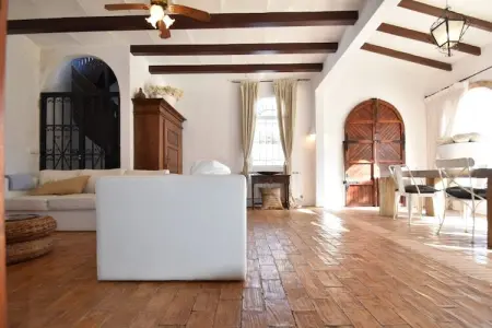 Villa Rivas, Villa espagnole près de la plage avec piscine - Photo 9