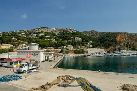 Villa Rivas, Villa espagnole près de la plage avec piscine - Photo 31
