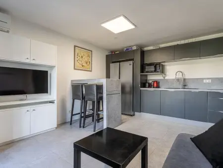 Cap Nègre : Domaine de la Pinède, Appartement 6 personnes à Le Lavandou - Photo 5