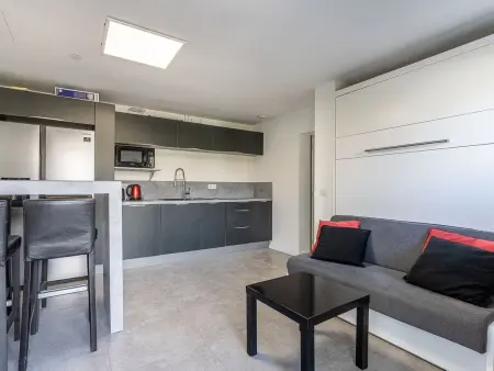 Cap Nègre : Domaine de la Pinède, Appartement 6 personnes à Le Lavandou - Photo 7