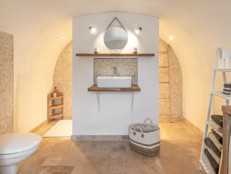 Maison rénovée au bord de l'Ognon avec grand jardin et plage privée - Photo 10