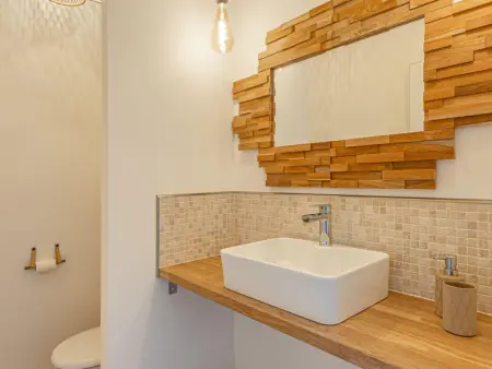 Maison rénovée au bord de l'Ognon avec grand jardin et plage privée - Photo 11