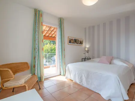 Le Mas d'Esquière 5, Maison 6 personnes à Les Issambres - Photo 8