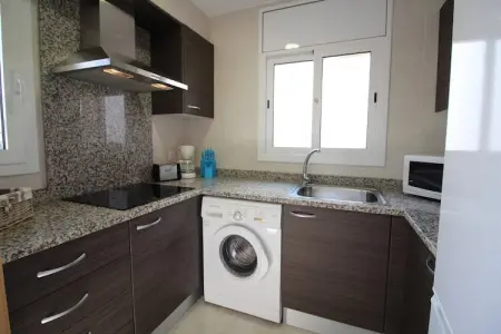 0034-NOGUERA 40 - 2 IZQ, Villa 4 personnes à Empuriabrava - Photo 3